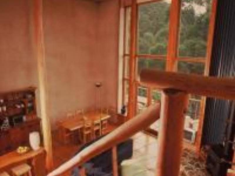 Hotel Peppermint Ridge Retreat Woodbridge Exterior foto